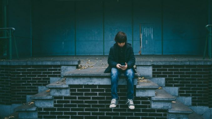 Ruhshunoslar ota-onalarga: Bolaga ilk smartfonni sotib olishda nimalarni bilish kerak?