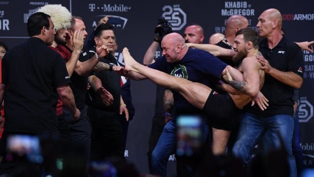UFC rahbari Nurmagomedov va Makgregorning navbatdagi raqiblarini ma’lum qildi